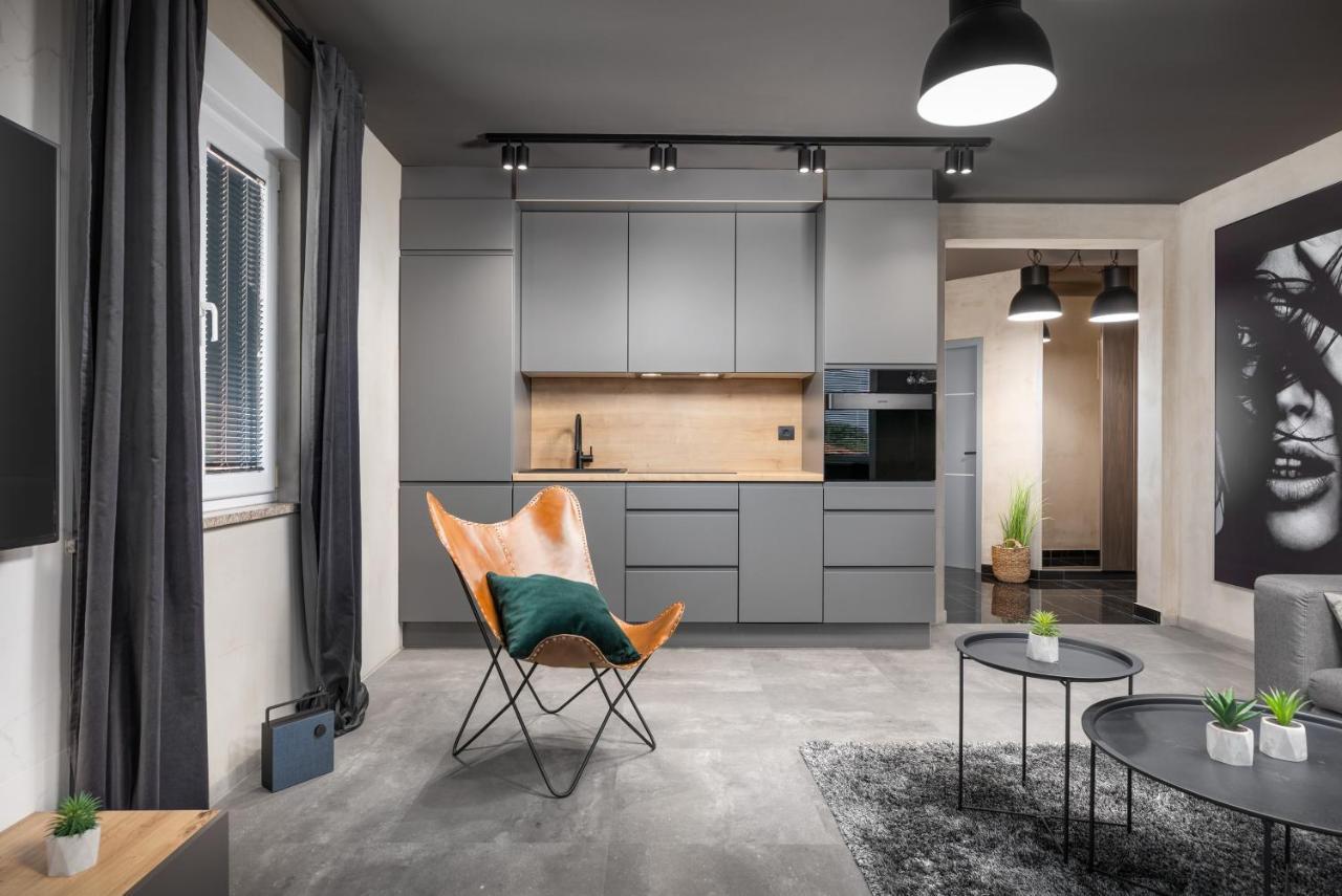 Luxury Elit Apartment Πούλα Εξωτερικό φωτογραφία
